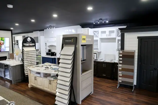 Showroom aisle centered on freestanding sample displays